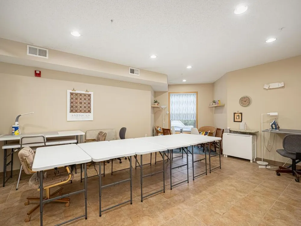 3600 Wooddale Avenue S #304 Saint Louis Park, MN 55416
