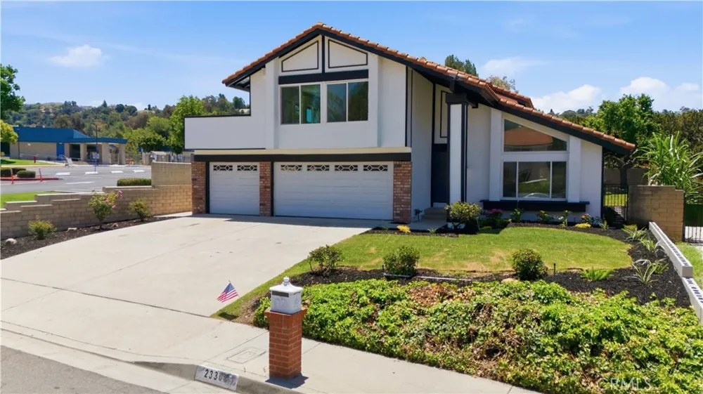 23308 Quail Summit Diamond Bar, CA 91765