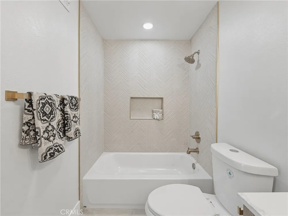 23308 Quail Summit Diamond Bar, CA 91765
