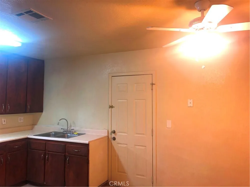 14650 Boyle Fontana, CA 92337