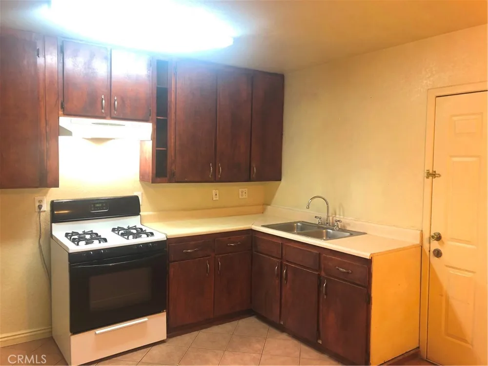14650 Boyle Fontana, CA 92337