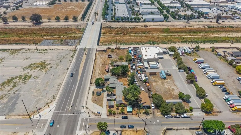 1144 S Washington San Bernardino, CA 92408