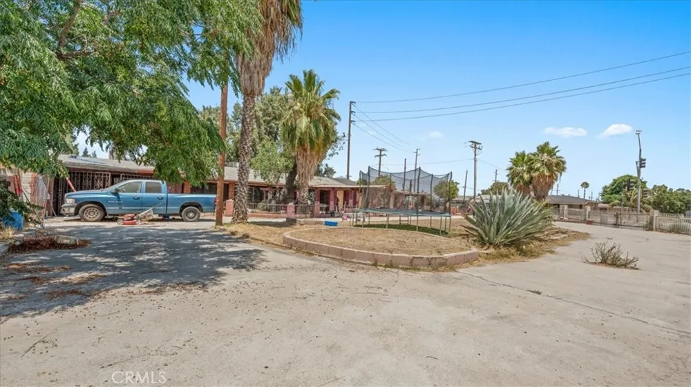 1144 S Washington San Bernardino, CA 92408