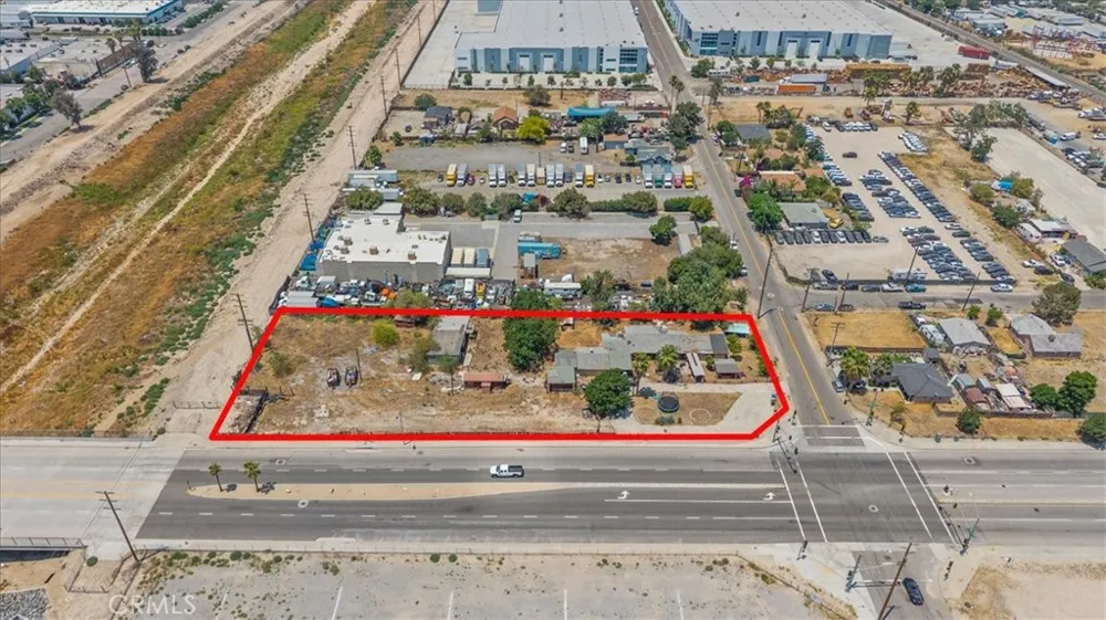 1144 S Washington San Bernardino, CA 92408