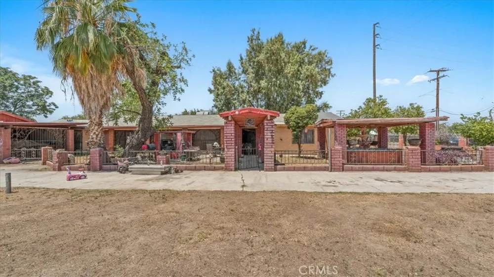 1144 S Washington San Bernardino, CA 92408