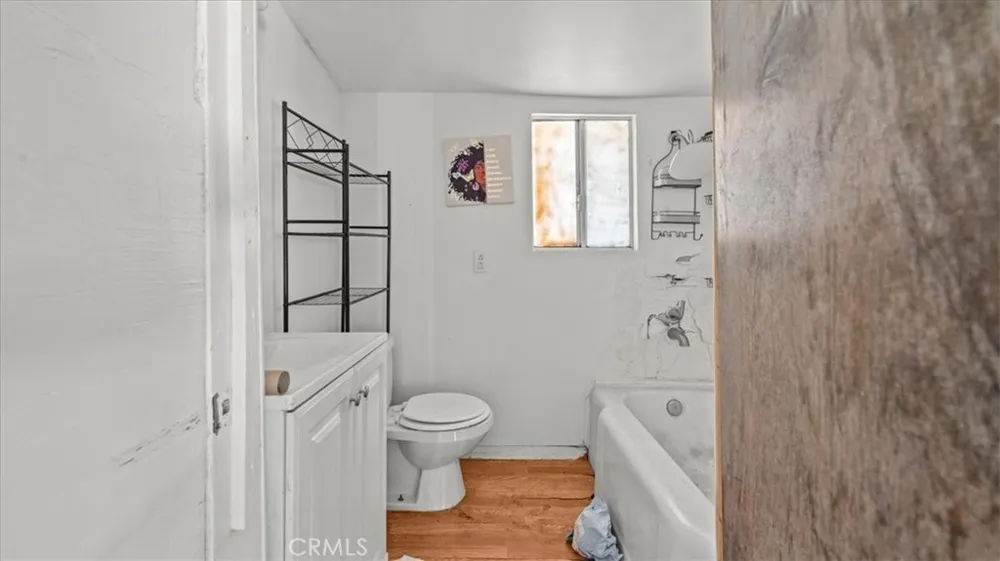1144 S Washington San Bernardino, CA 92408
