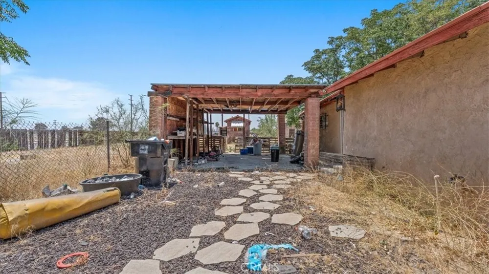 1144 S Washington San Bernardino, CA 92408