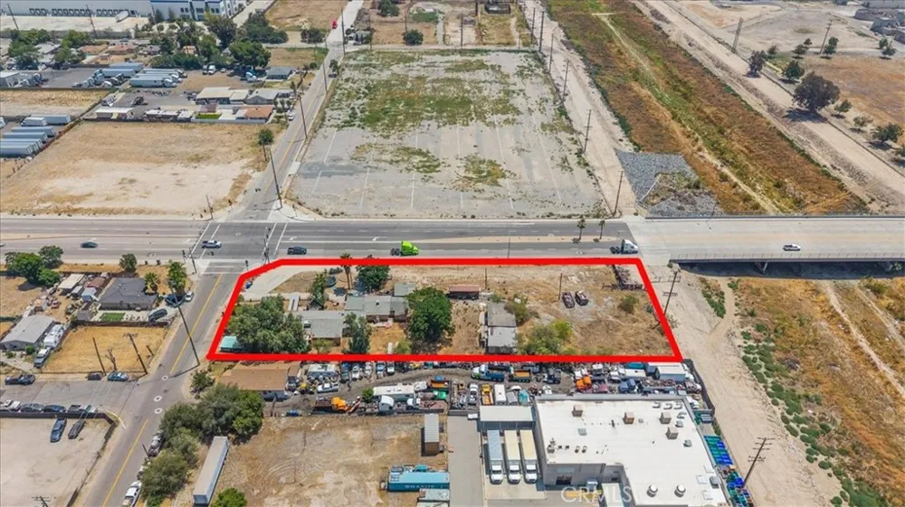 1144 S Washington San Bernardino, CA 92408