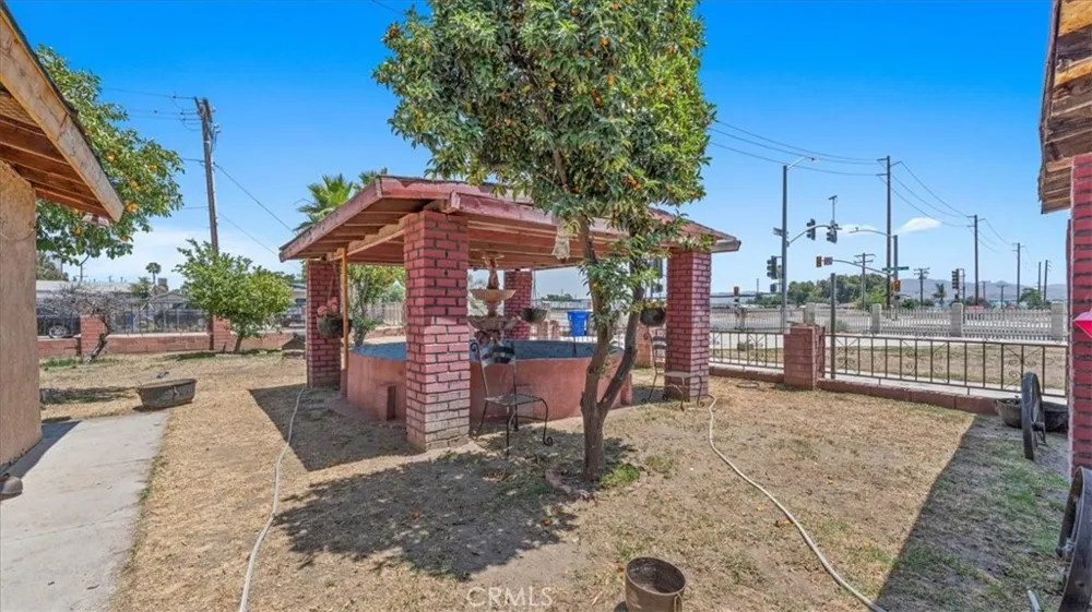 1144 S Washington San Bernardino, CA 92408