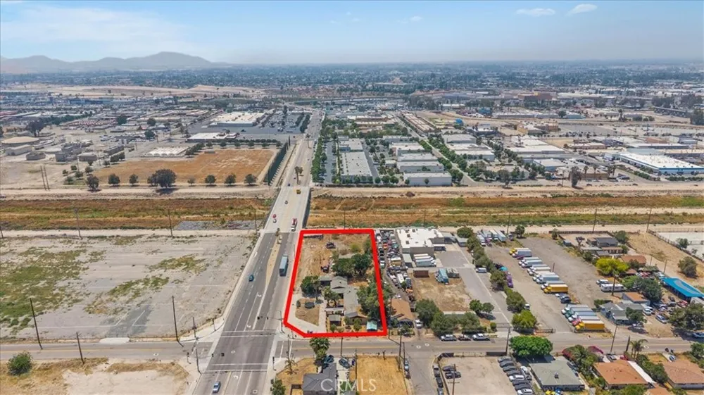 1144 S Washington San Bernardino, CA 92408