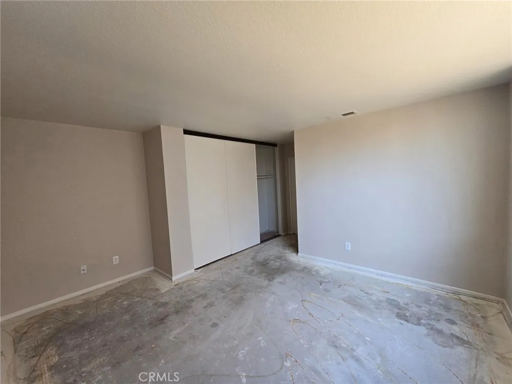 14572 Agave Adelanto, CA 92301