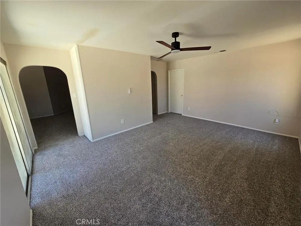 14572 Agave Adelanto, CA 92301