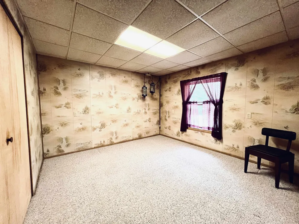 5905 E Moorestown Road Norwich Township, MI 49651
