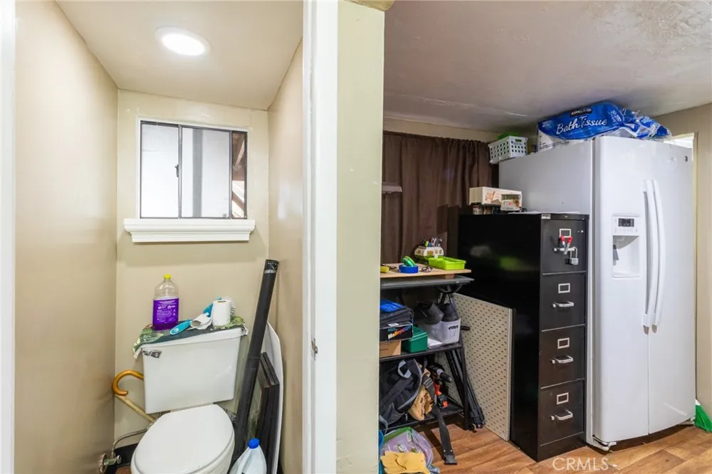 753 Woodland Crestline, CA 92325