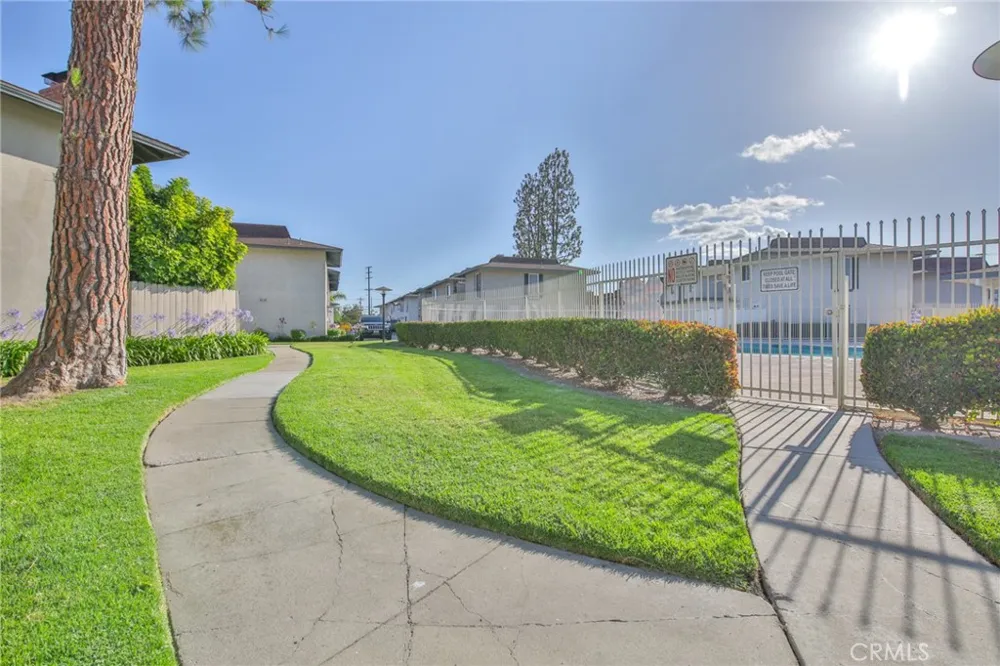 10406 Carlyle Court Cypress, CA 90630