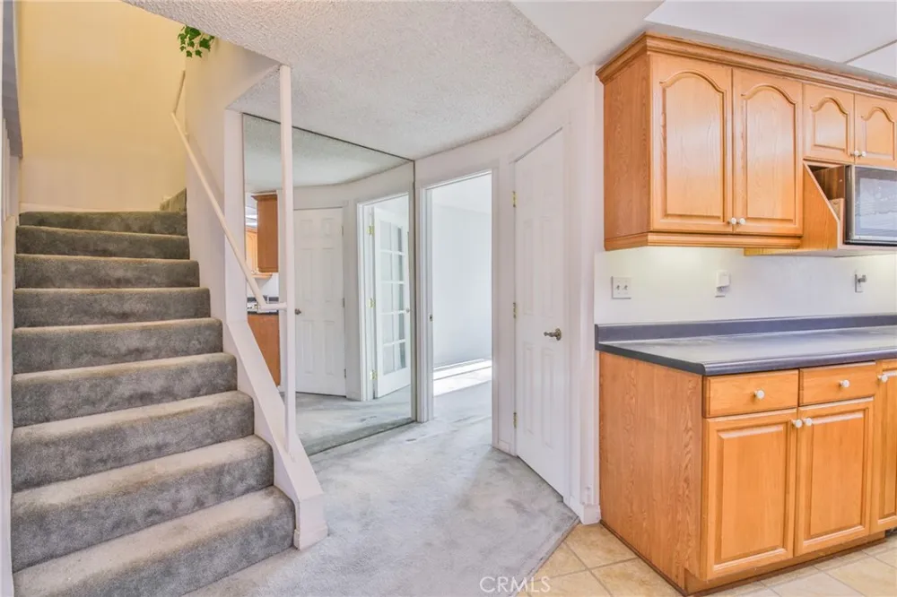 10406 Carlyle Court Cypress, CA 90630