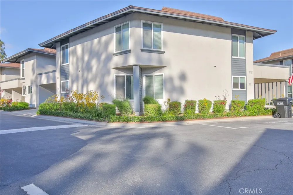 10406 Carlyle Court Cypress, CA 90630