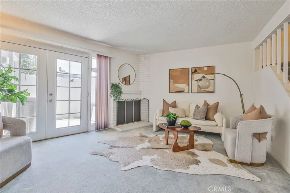 10406 Carlyle Court Cypress, CA 90630