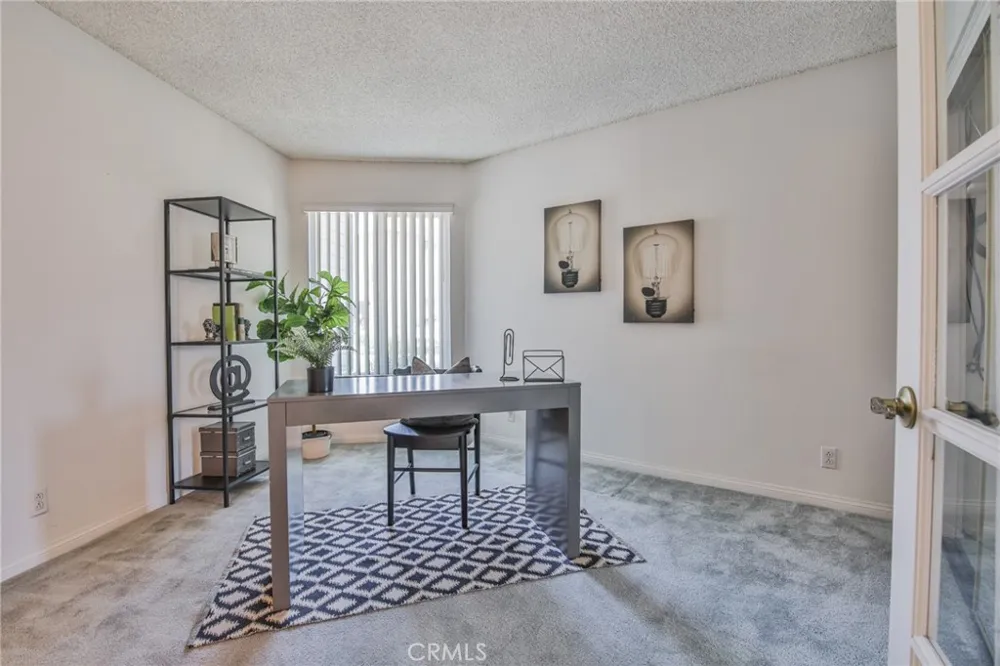 10406 Carlyle Court Cypress, CA 90630