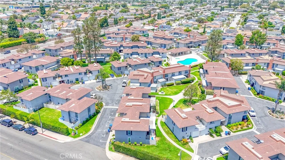 10406 Carlyle Court Cypress, CA 90630