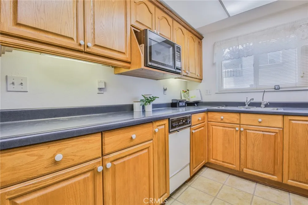 10406 Carlyle Court Cypress, CA 90630