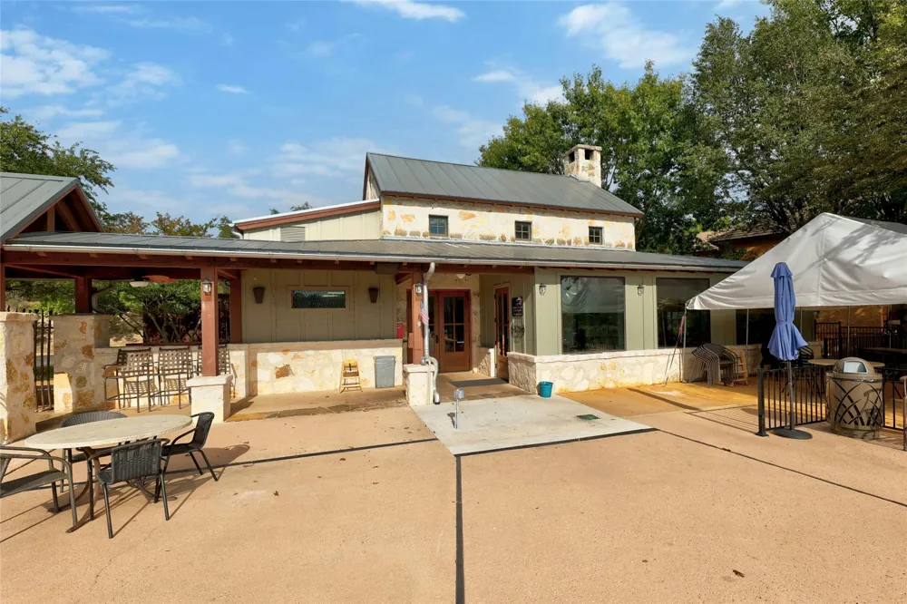 18901 Leisure Lane Jonestown, TX 78645