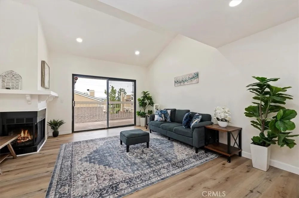 1015 Kent San Dimas, CA 91773