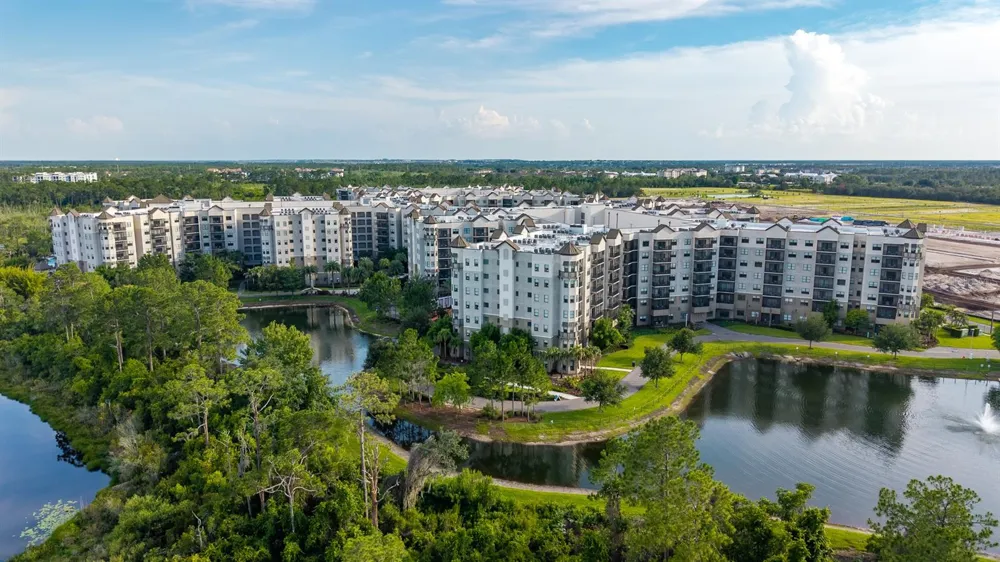 14501 GROVE RESORT AVENUE #1527 Winter Garden, FL 34787