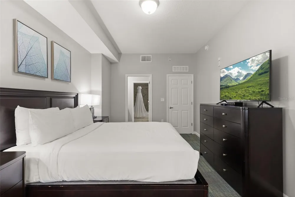 14501 GROVE RESORT AVENUE #1527 Winter Garden, FL 34787