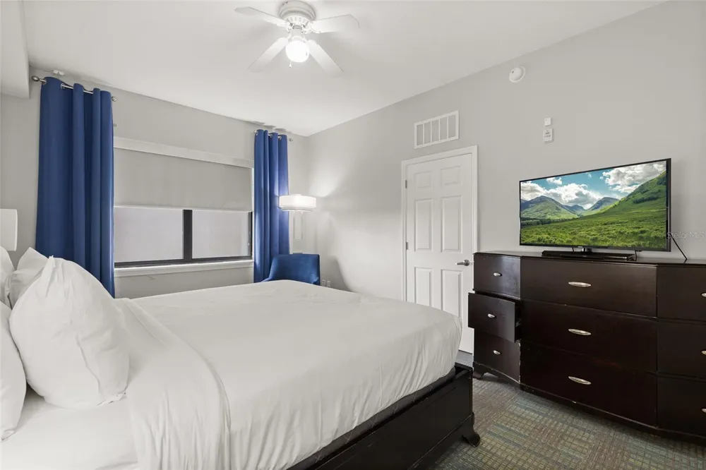 14501 GROVE RESORT AVENUE #1527 Winter Garden, FL 34787