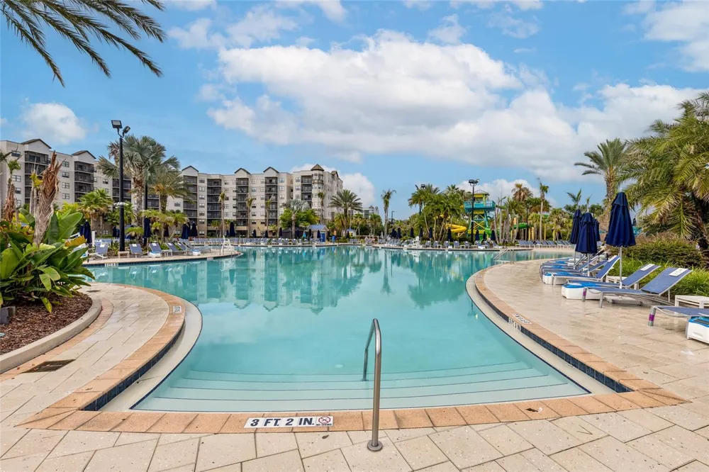 14501 GROVE RESORT AVENUE #1527 Winter Garden, FL 34787