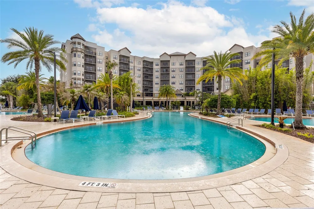 14501 GROVE RESORT AVENUE #1527 Winter Garden, FL 34787