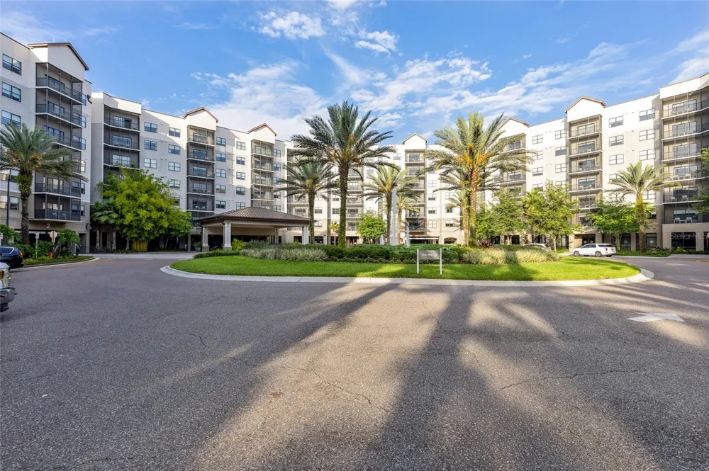 14501 GROVE RESORT AVENUE #1527 Winter Garden, FL 34787