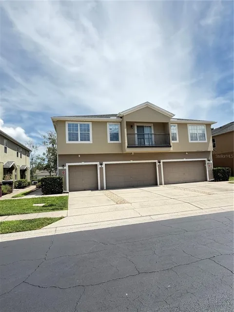3913 PEMBERLY