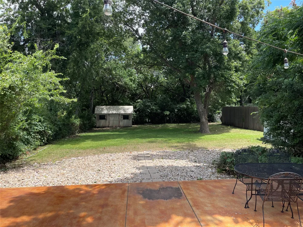 9112 Clearwater Drive Dallas, TX 75243