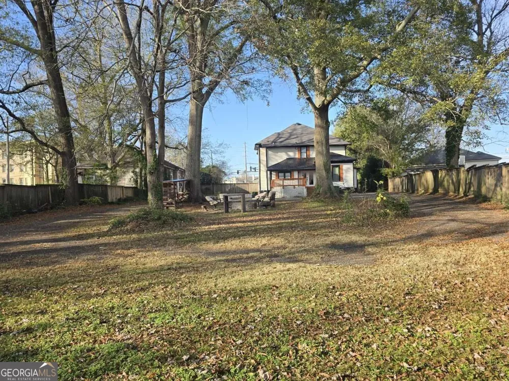 402 Meriwether ST Griffin, GA 30224