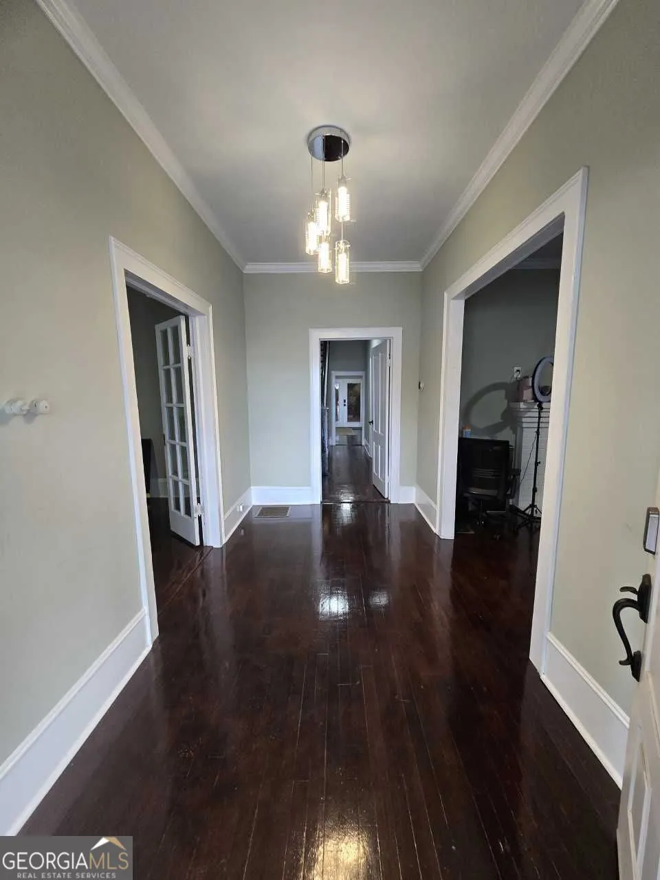 402 Meriwether ST Griffin, GA 30224