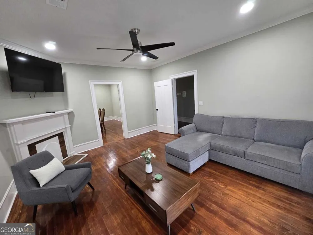 402 Meriwether ST Griffin, GA 30224