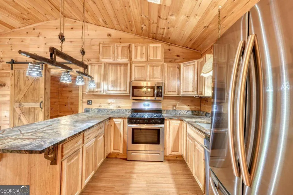 85 Cold Springs RD Morganton, GA 30560