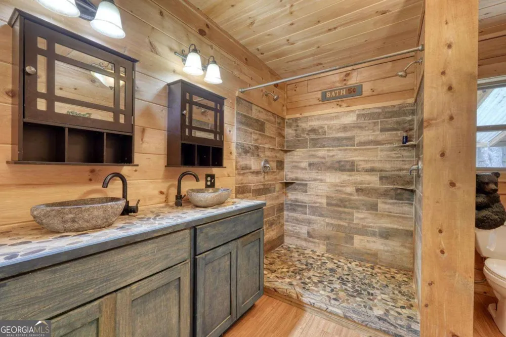 85 Cold Springs RD Morganton, GA 30560