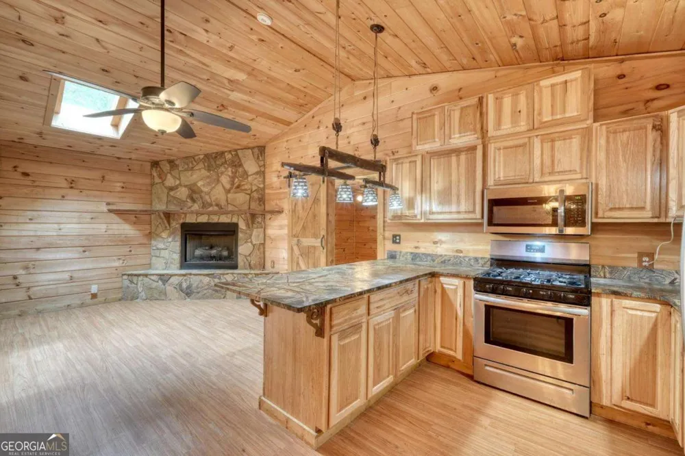 85 Cold Springs RD Morganton, GA 30560