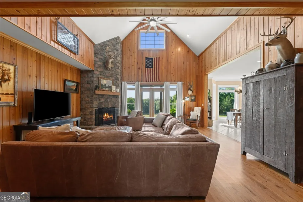 1877 Delhi RD Tignall, GA 30668