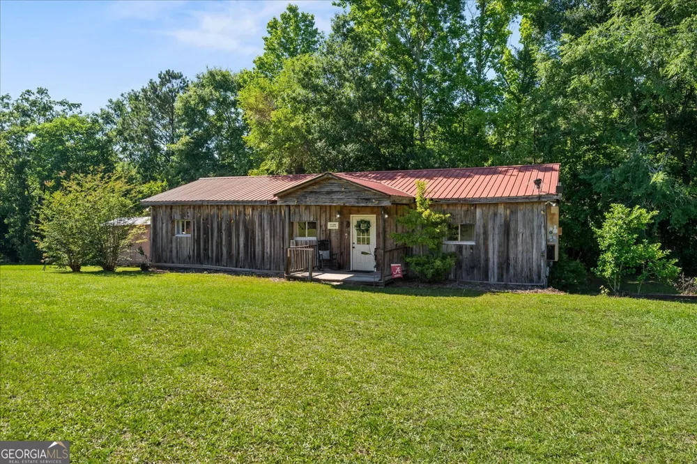 1877 Delhi RD Tignall, GA 30668