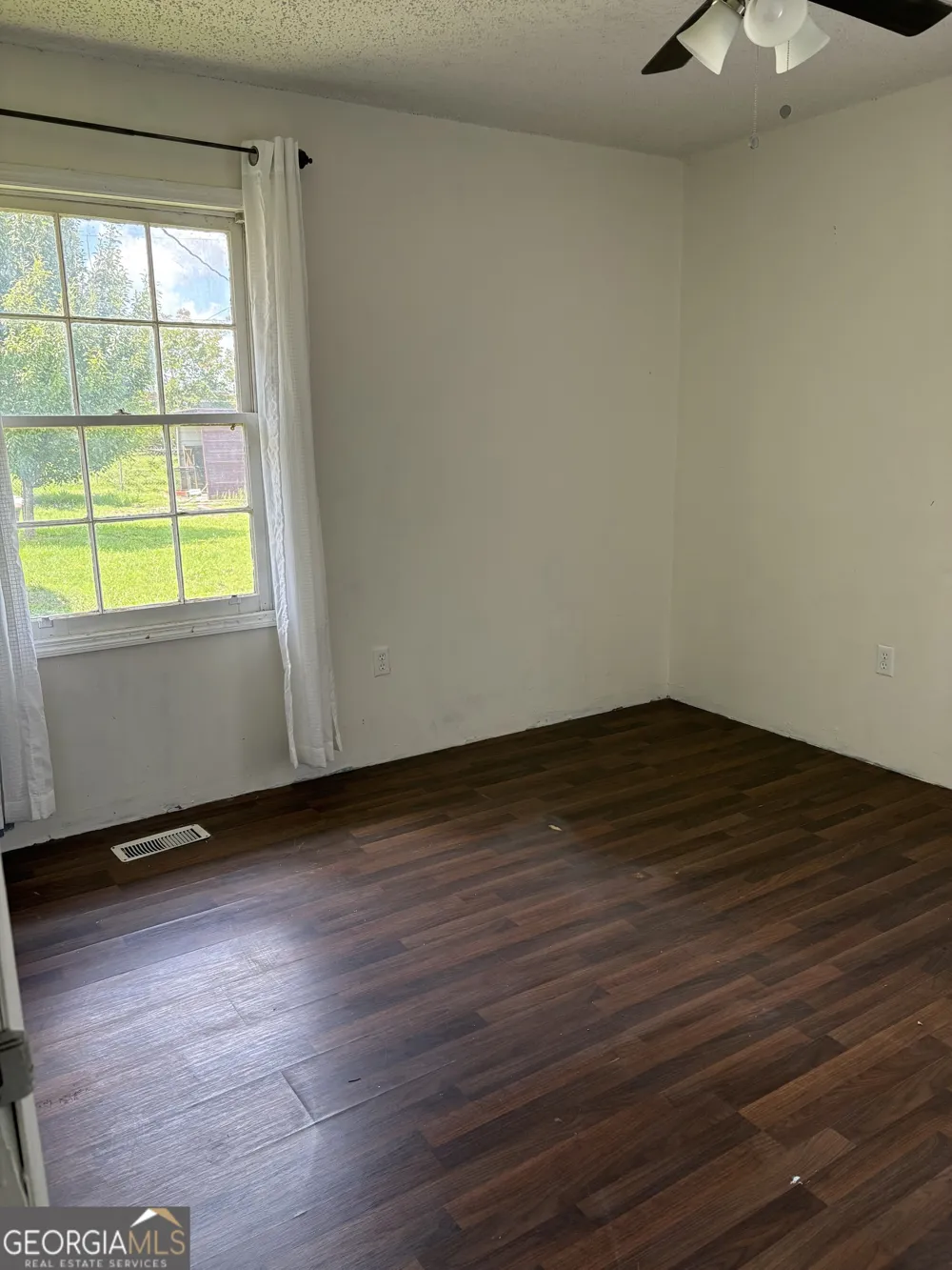 426 Moye DR Sandersville, GA 31082