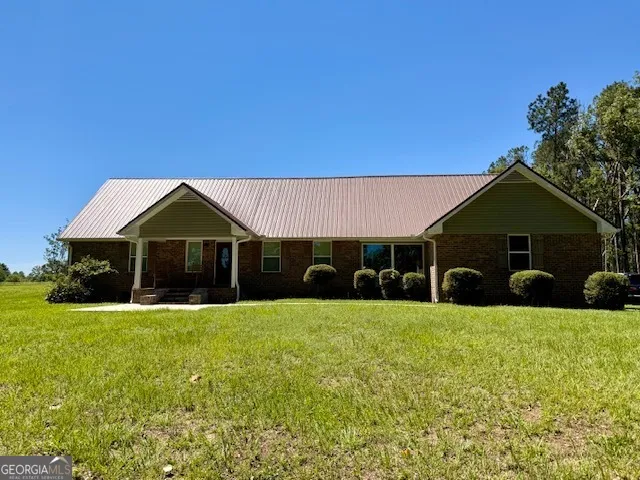 1102 Morgan RD Metter, GA 30439
