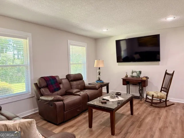 1102 Morgan RD Metter, GA 30439
