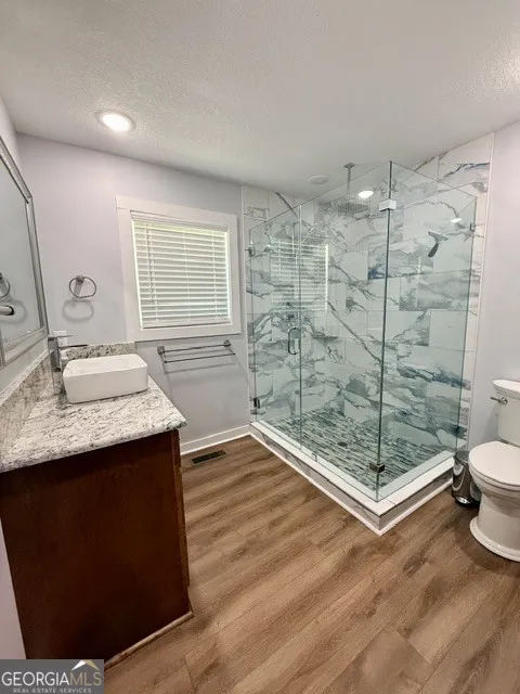 1102 Morgan RD Metter, GA 30439