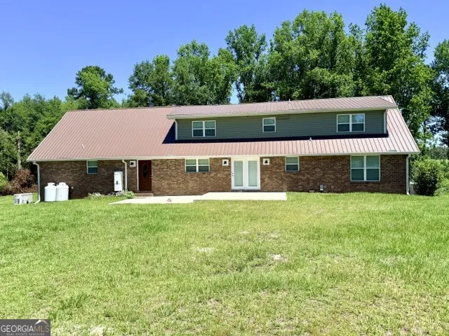 1102 Morgan RD Metter, GA 30439