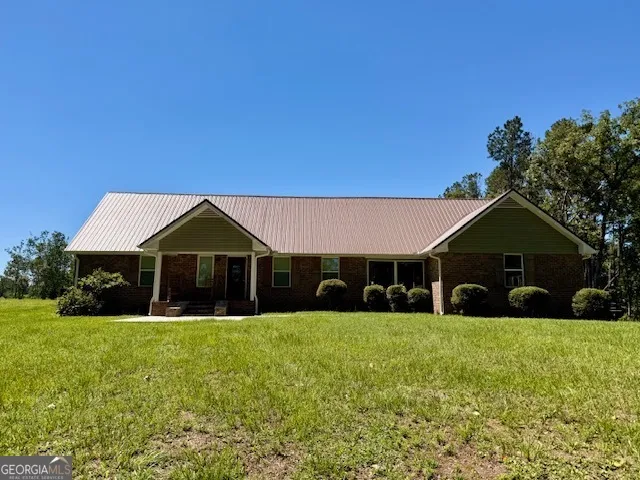 1102 Morgan RD Metter, GA 30439