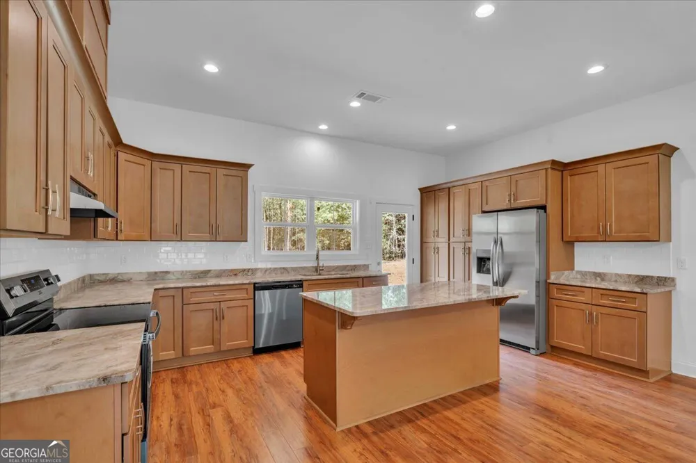 1224 Snow Hill RD Cadwell, GA 31009
